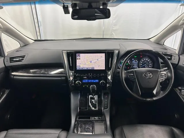 Toyota Alphard 2020 photo 3