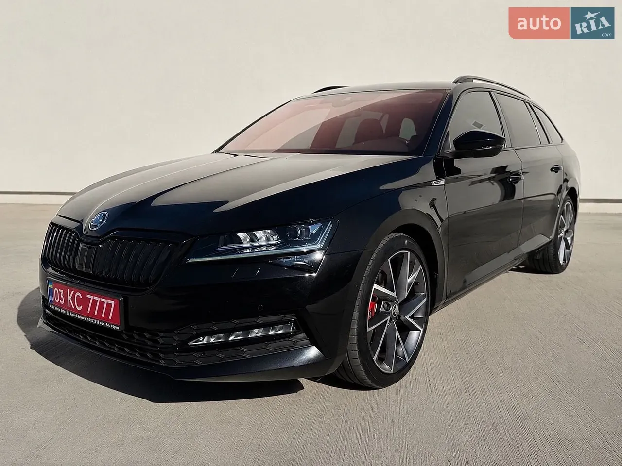Skoda Superb 2022 photo 2