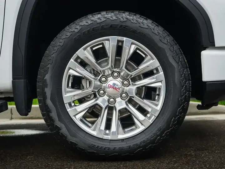 GMC Sierra 1500 2024 photo 3
