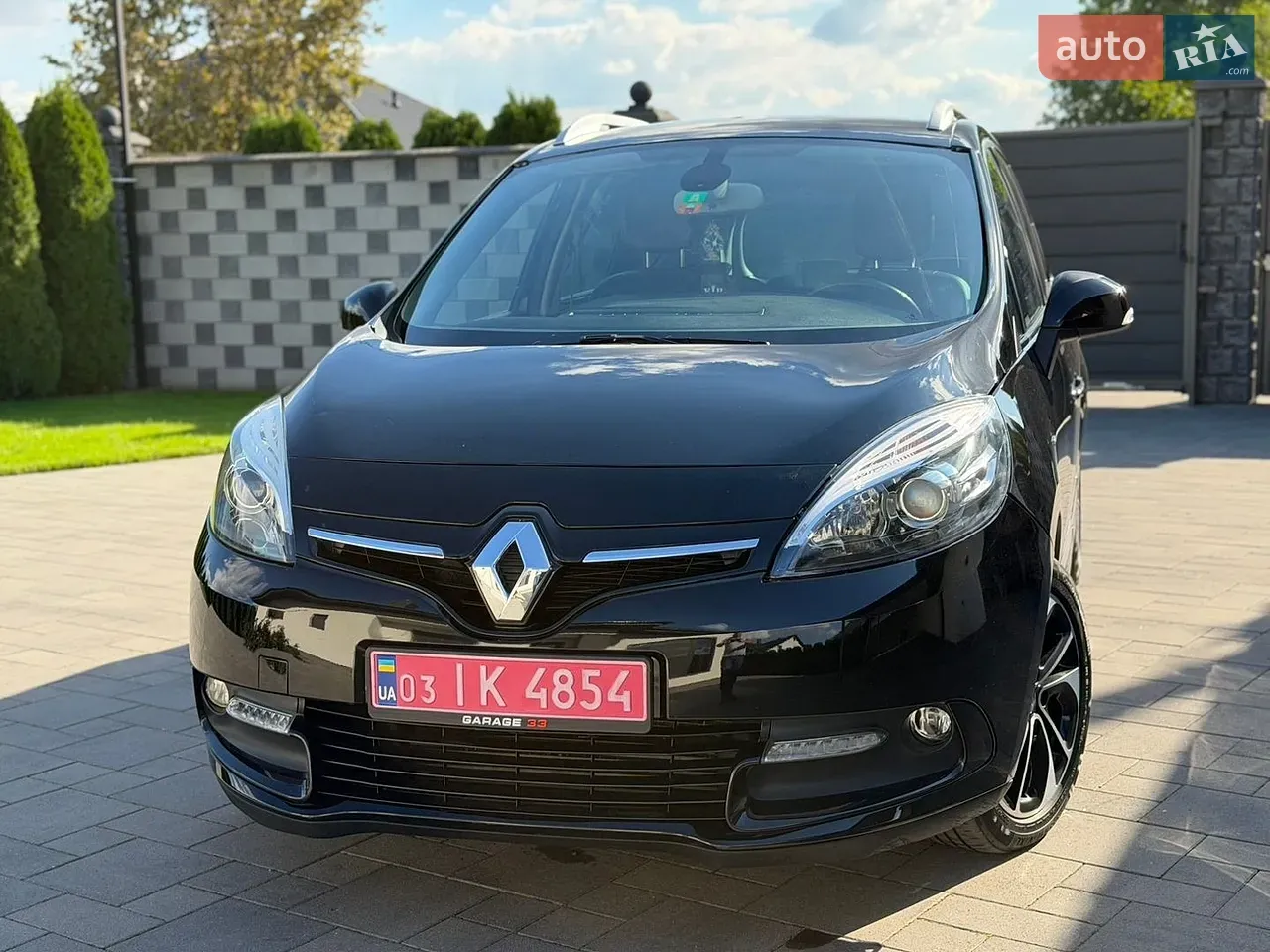 Renault Grand Scenic 2015 photo 3