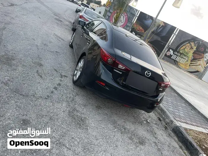 Mazda 3 2016 photo 3