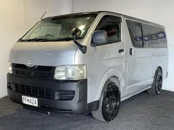 Toyota Hiace 2008 photo 4