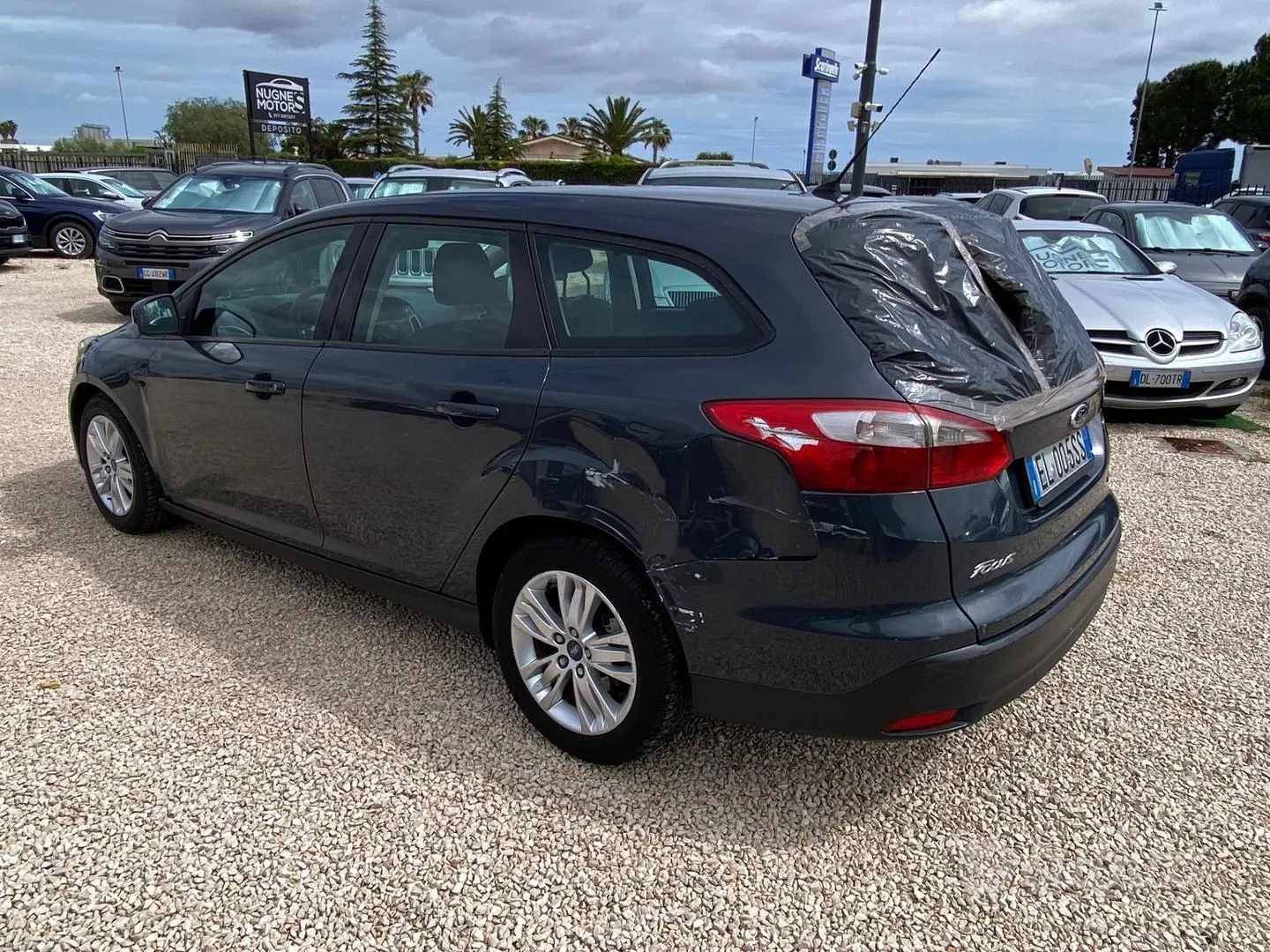 Ford Focus 2012 photo 3