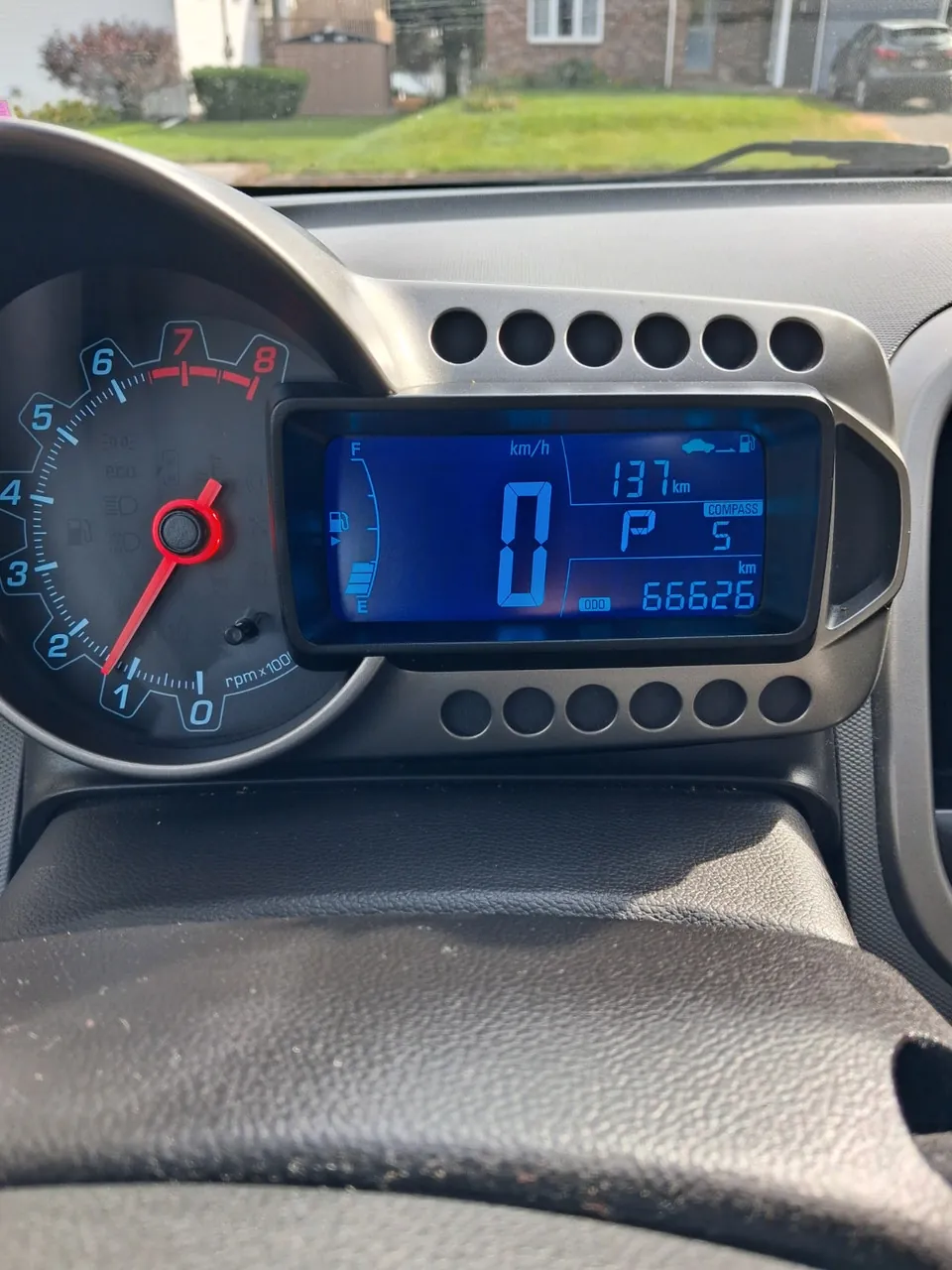Chevrolet Sonic 2015 photo 2