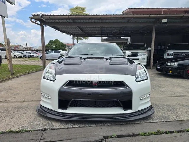 Nissan Gtr R35