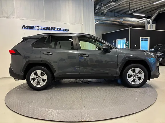 Toyota Rav4 2020 photo 3