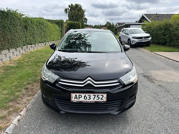 Citroen C4 2011 photo 3