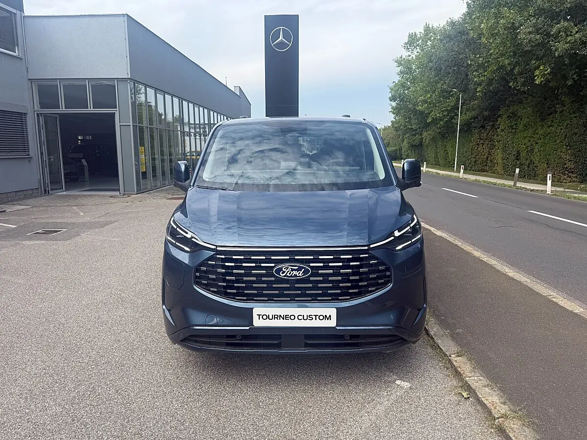 Ford Tourneo
