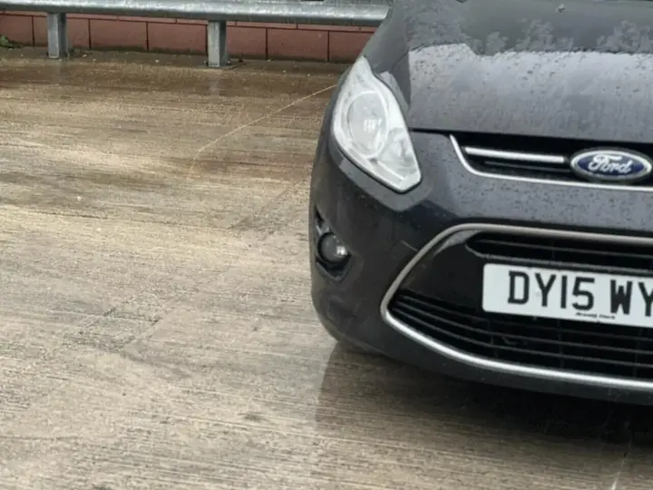 Ford Grand C-Max 2015 photo 4