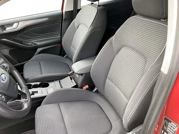 Ford Focus 2019 photo 5