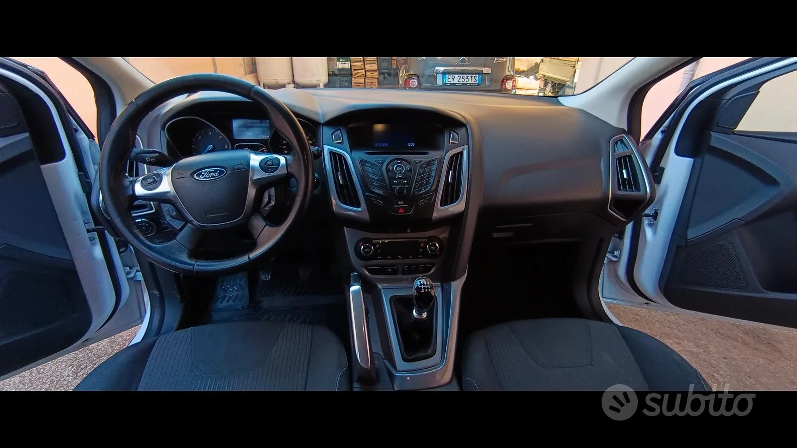 Ford Focus 2011 photo 4