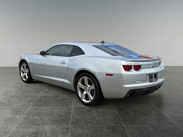 Chevrolet Camaro 2010 photo 4