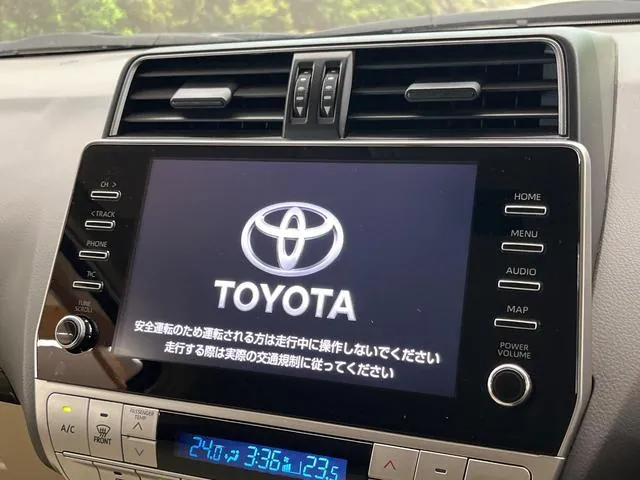 Toyota Land Cruiser Prado 2023 photo 3
