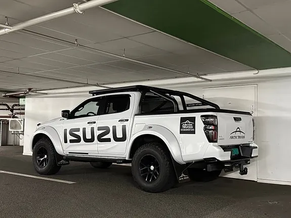 Isuzu D-Max 2023 photo 4