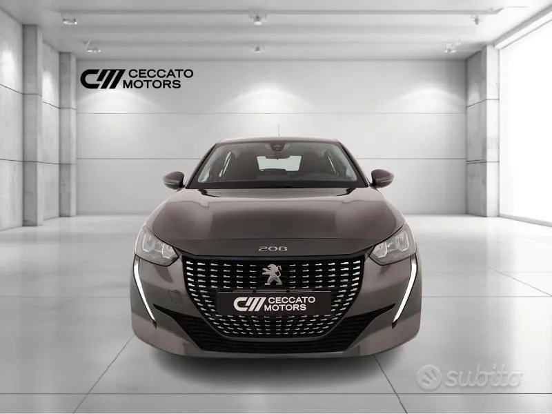 Peugeot 208 2021 photo 2