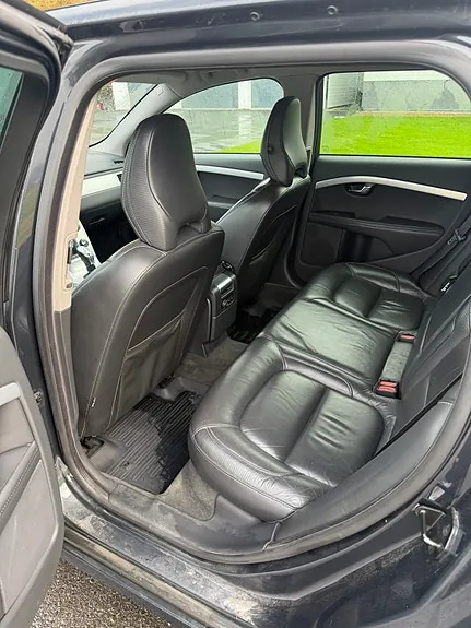 Volvo V70 2012 photo 5