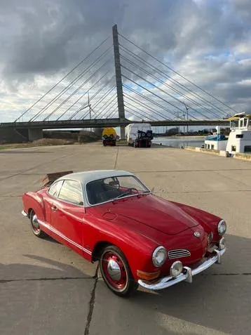 Volkswagen Karmann Ghia