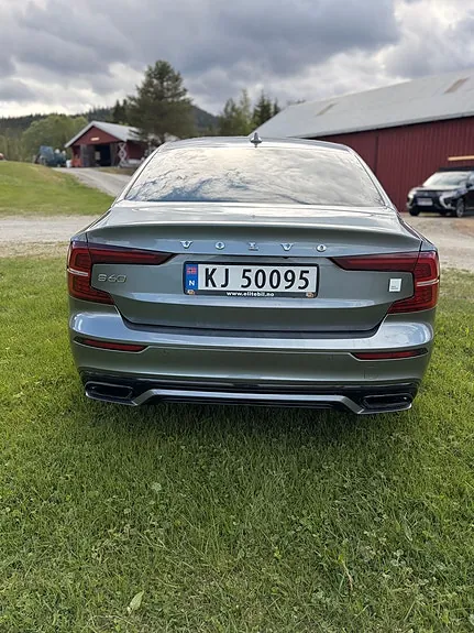 Volvo S60 2021 photo 4