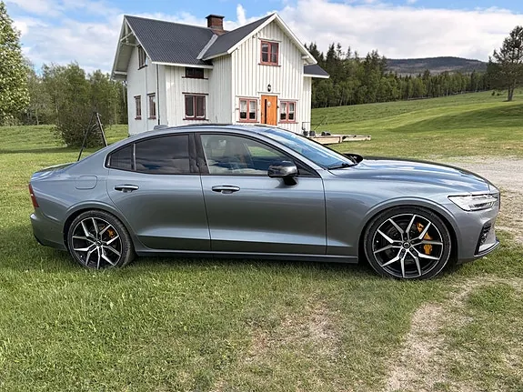 Volvo S60 2021 photo 2