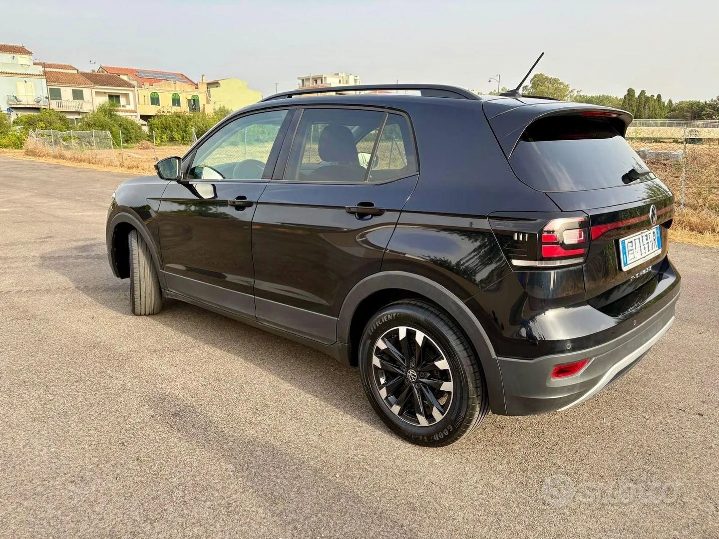 Volkswagen T-Cross 2023 photo 3