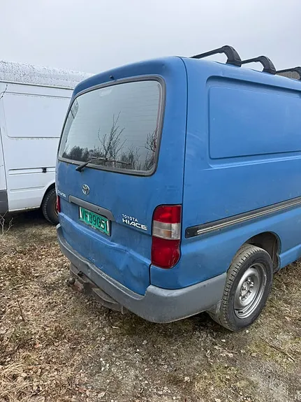 Toyota Hiace 2000 photo 3