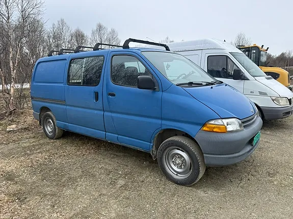 Toyota Hiace 2000 photo 2