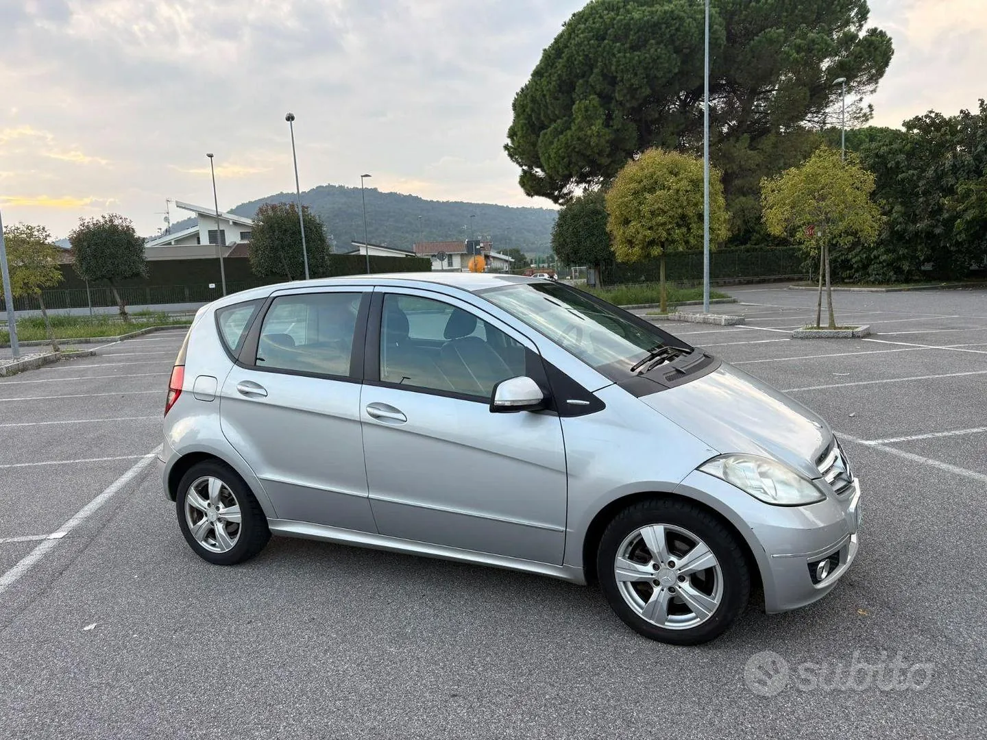 Mercedes-Benz A-Class 2009 photo 3