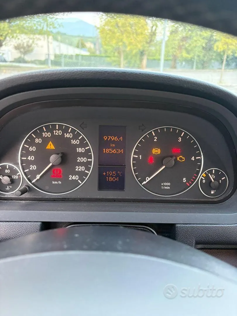 Mercedes-Benz A-Class 2009 photo 5