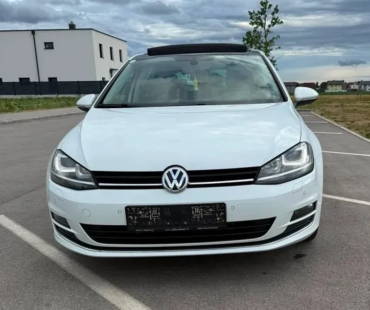 Volkswagen Golf 2013 photo 2