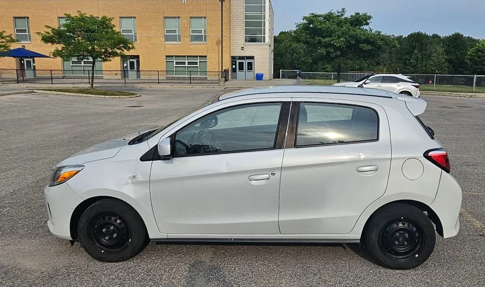 Mitsubishi Mirage 2022 photo 2