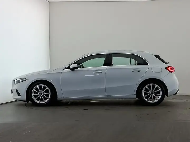 Mercedes-Benz A-Class 2019 photo 4