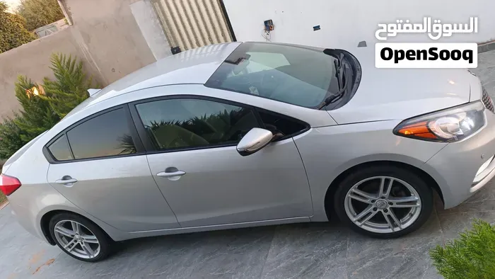 Kia K3 2015 photo 3