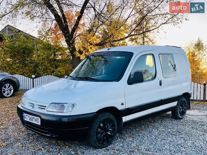 Citroen Berlingo 2000 photo 2