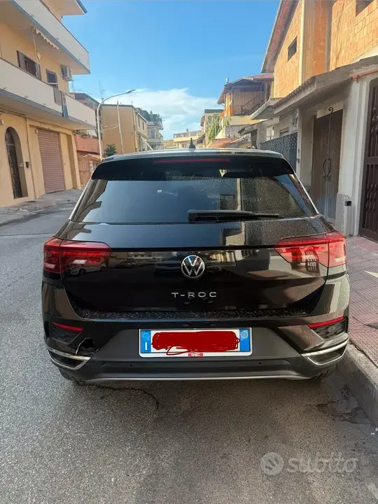 Volkswagen T-Roc 2021 photo 2