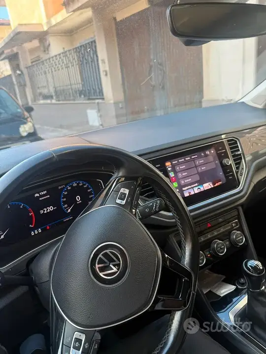 Volkswagen T-Roc 2021 photo 4