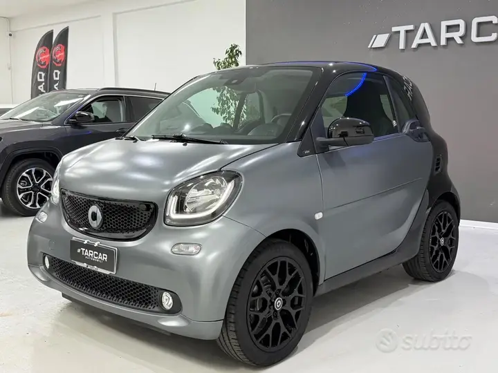Smart Fortwo 2017 photo 2