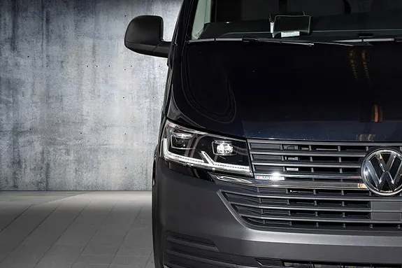 Volkswagen Transporter 2021 photo 3