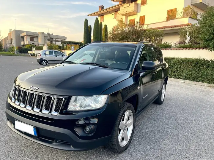 Jeep Compass 2012 photo 4