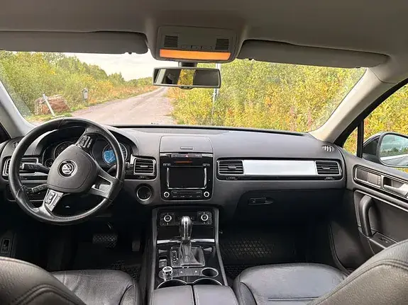 Volkswagen Touareg 2014 photo 3