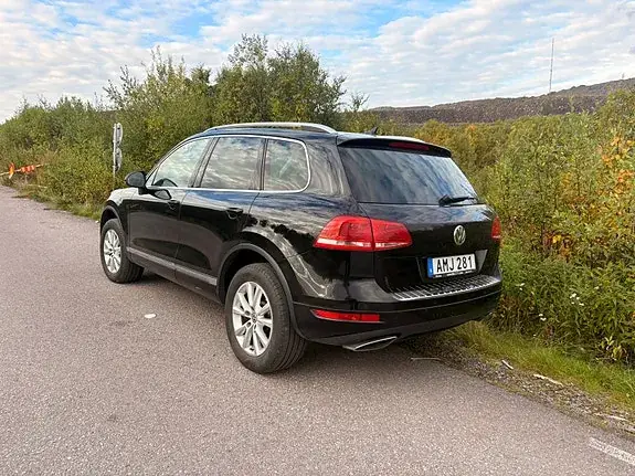 Volkswagen Touareg 2014 photo 2