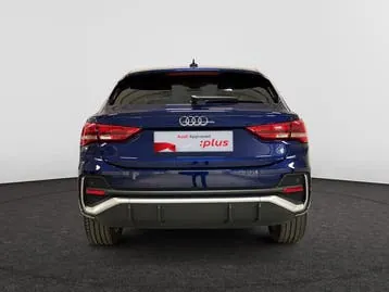 Audi Q3 2021 photo 3