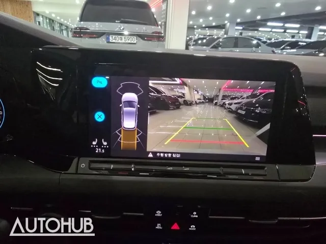 Volkswagen Golf 2023 photo 4