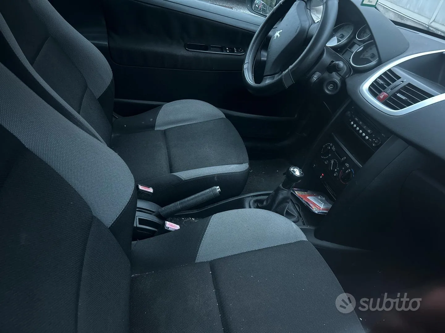 Peugeot 207 2009 photo 4