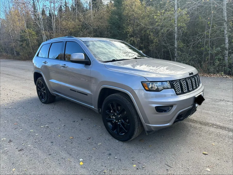 Jeep Grand Cherokee 2021 photo 2