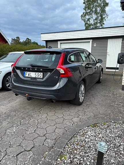 Volvo V60 2011 photo 3