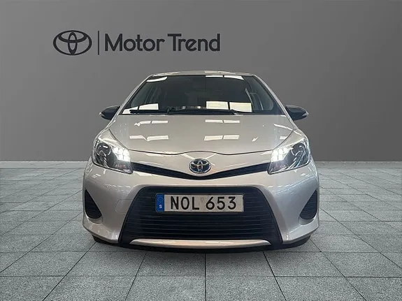 Toyota Yaris 2014 photo 5