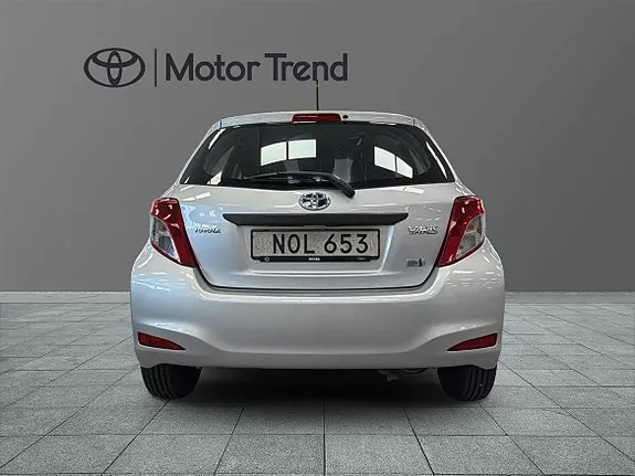 Toyota Yaris 2014 photo 4
