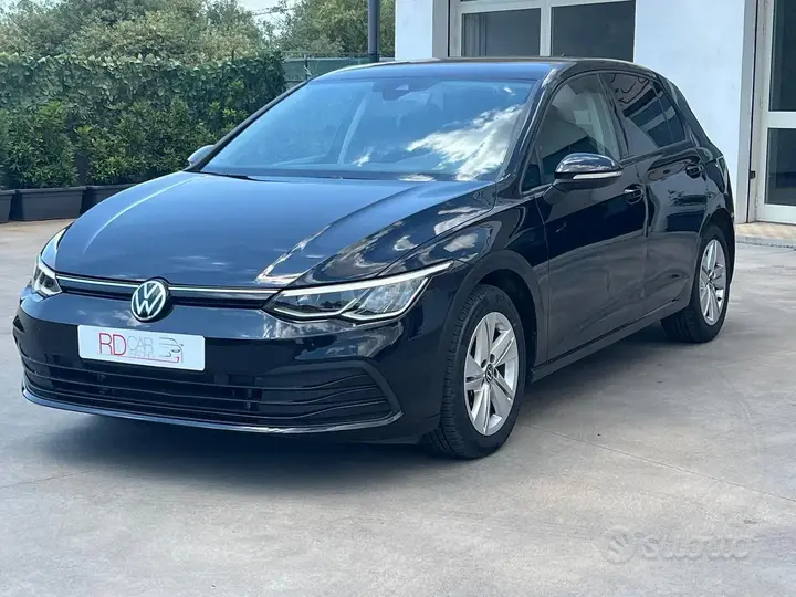 Volkswagen Golf 8 2020 photo 2