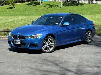 BMW 3 Series 2013 photo 2