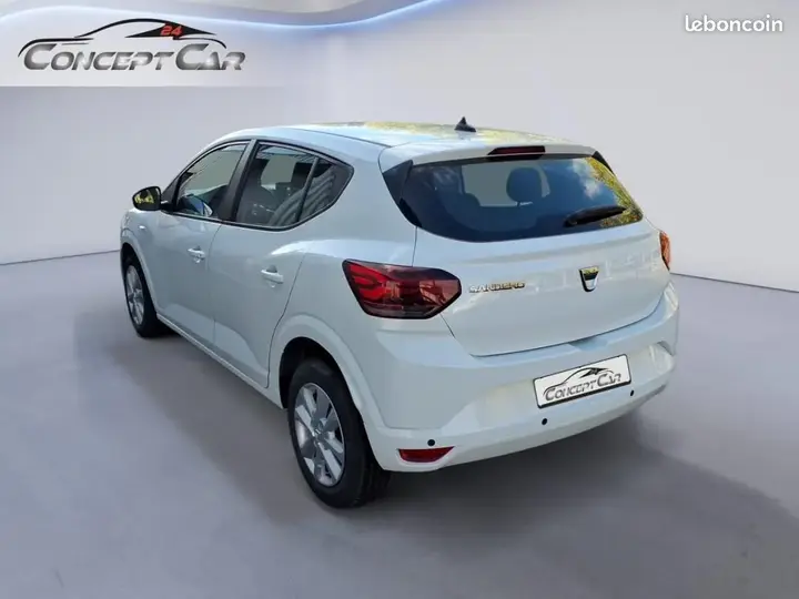 Dacia Sandero 2022 photo 3